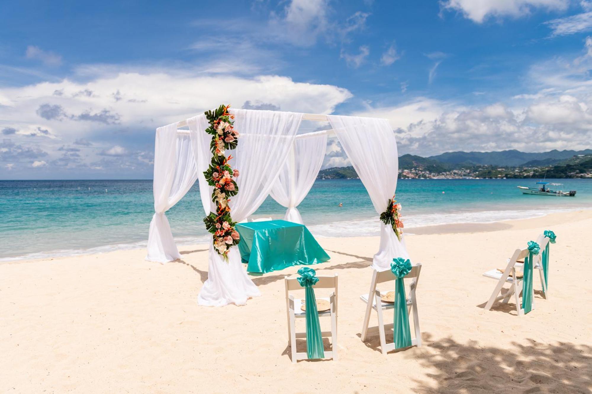Mount Cinnamon Resort & Beach Club St. George's Esterno foto
